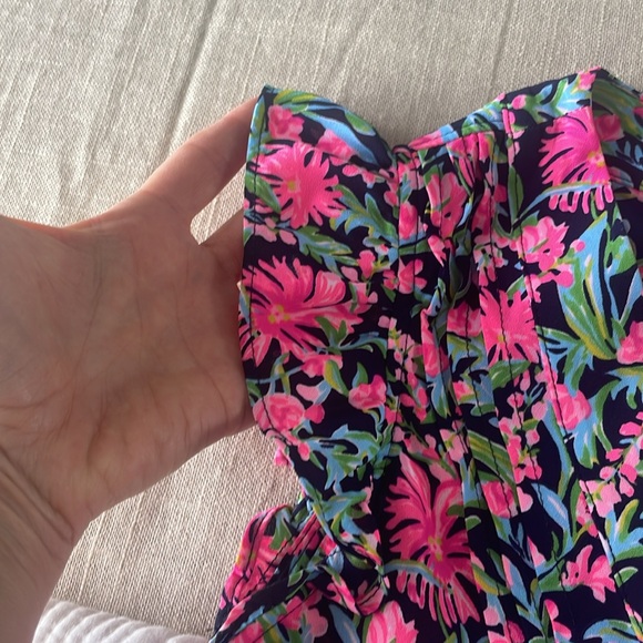 NWOT Lilly Pulitzer Joan Top Low Tide Navy Garden Variety Size S - Picture 7 of 9